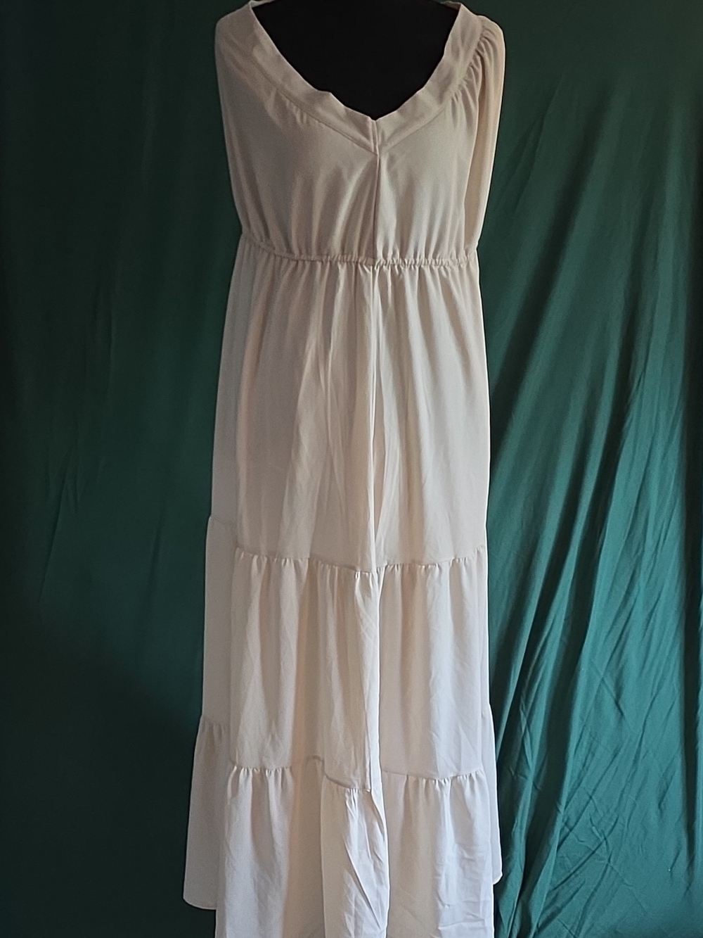 Sleeveless White V-Neck Tiered Maxi Dress